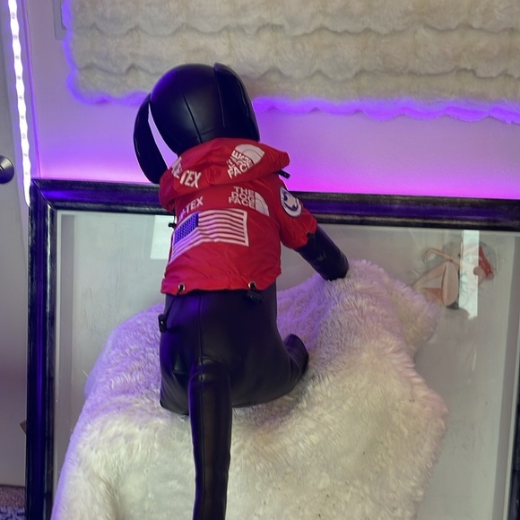 Red Dog Jacket brand the dog face NWOT - Picture 3 of 7